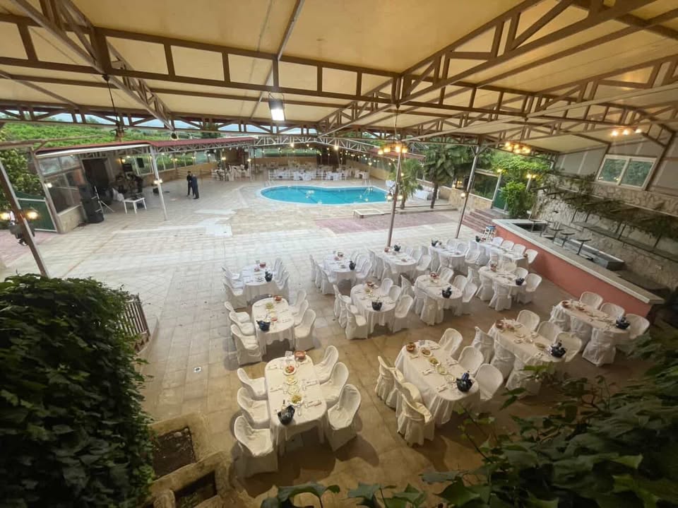 Banquet venue δίπλα σε πισίνα